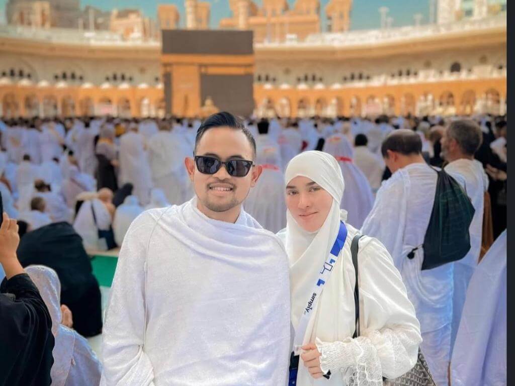 Gilag Widya (Juragan 99) dan Shandy Purnamasari