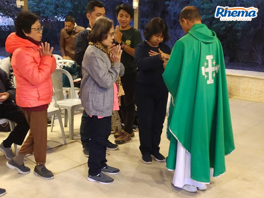 Holyland Katolik Rm Adipati Yunus 17 February 2020