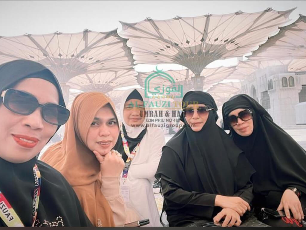 Umrah Reguler Makassar 14 November 2022