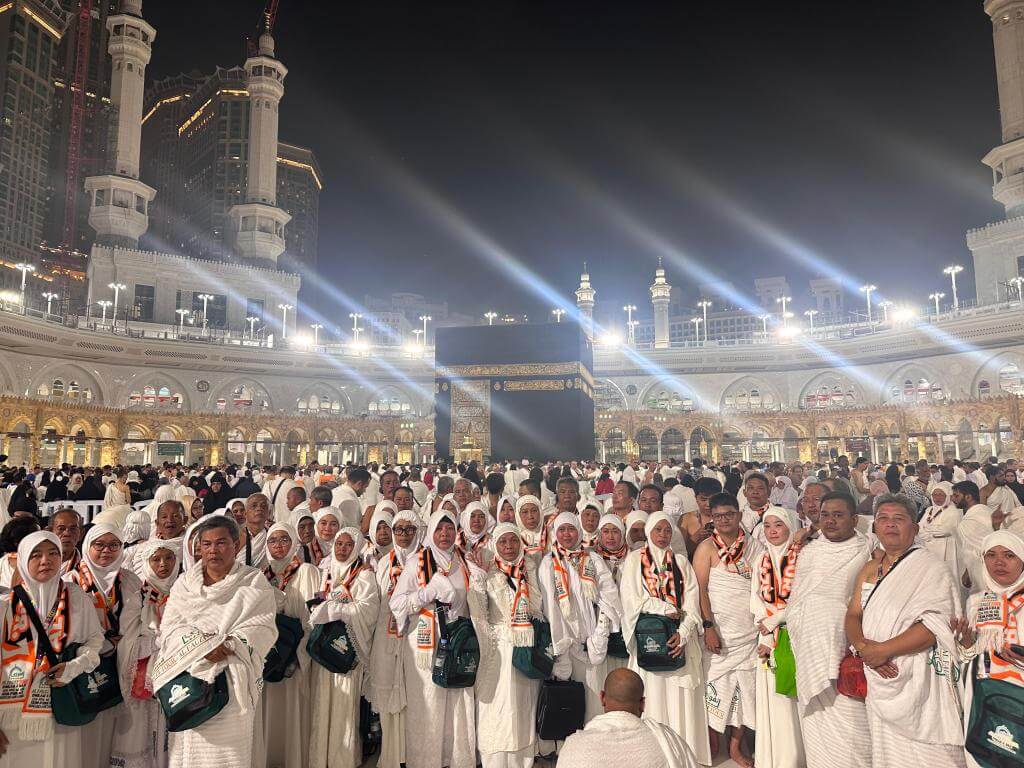 Umrah Berkah dan Bu Haji Lia
