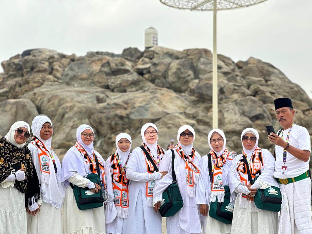 Umrah Berkah dan Bu Haji Lia