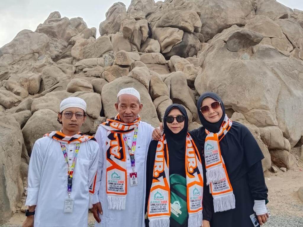 Umrah Berkah dan Bu Haji Lia