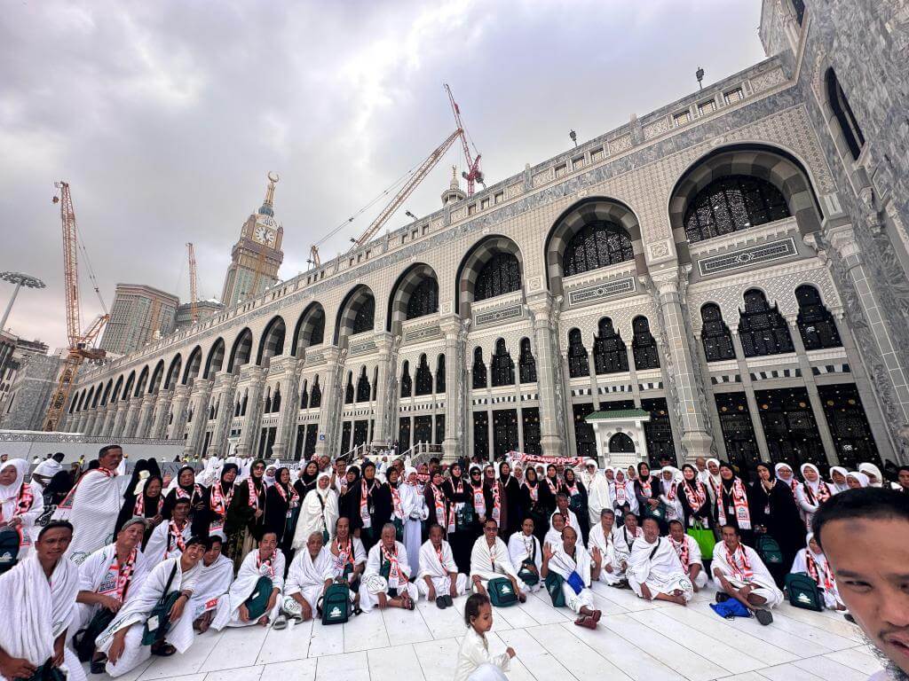 Umrah Berkah dan Bu Haji Lia
