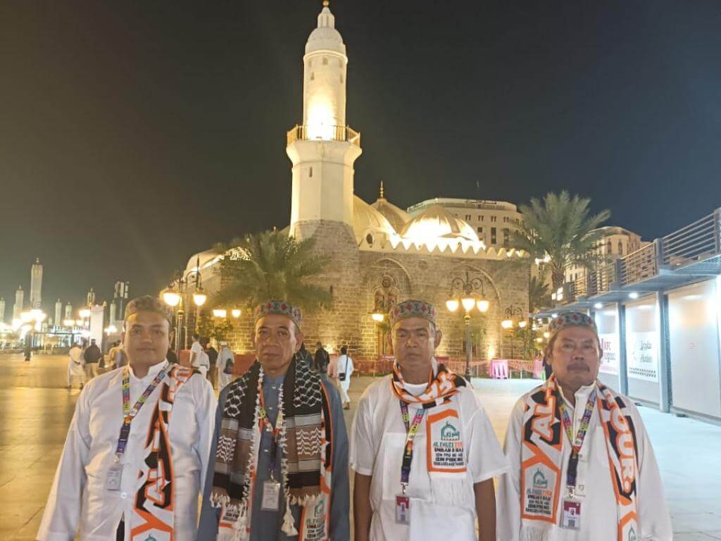 Umrah Awal Ramadhan Ustadzah Hasanah Nur