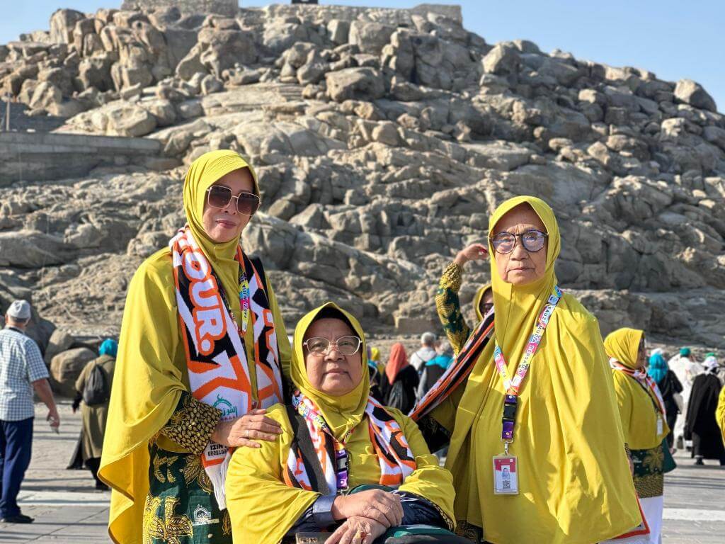 Umrah Awal Ramadhan Ustadzah Hasanah Nur