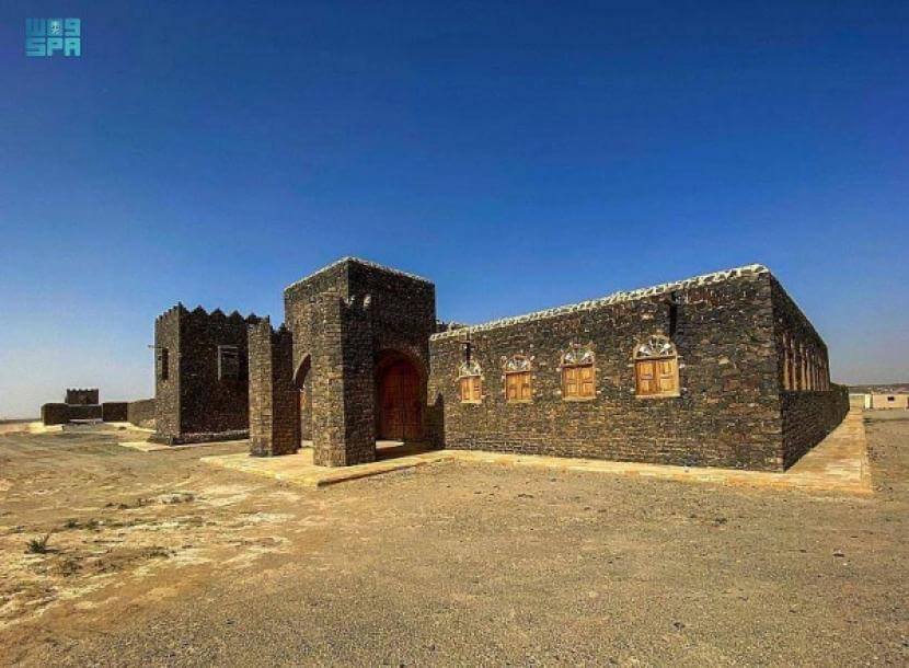 istana-raja-abdulaziz-di-al-muwayh-taif-arab_220411091105-603.jpg
