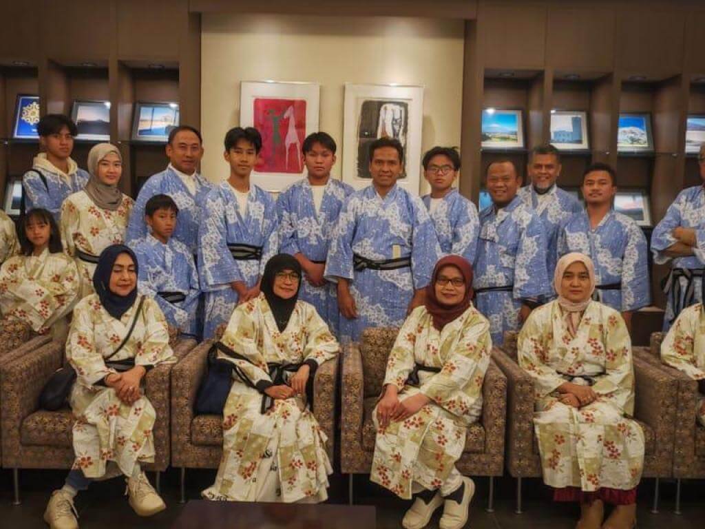 JAPAN SHIRAWAKAGO MUSLIMTRAVEL.ID 2025