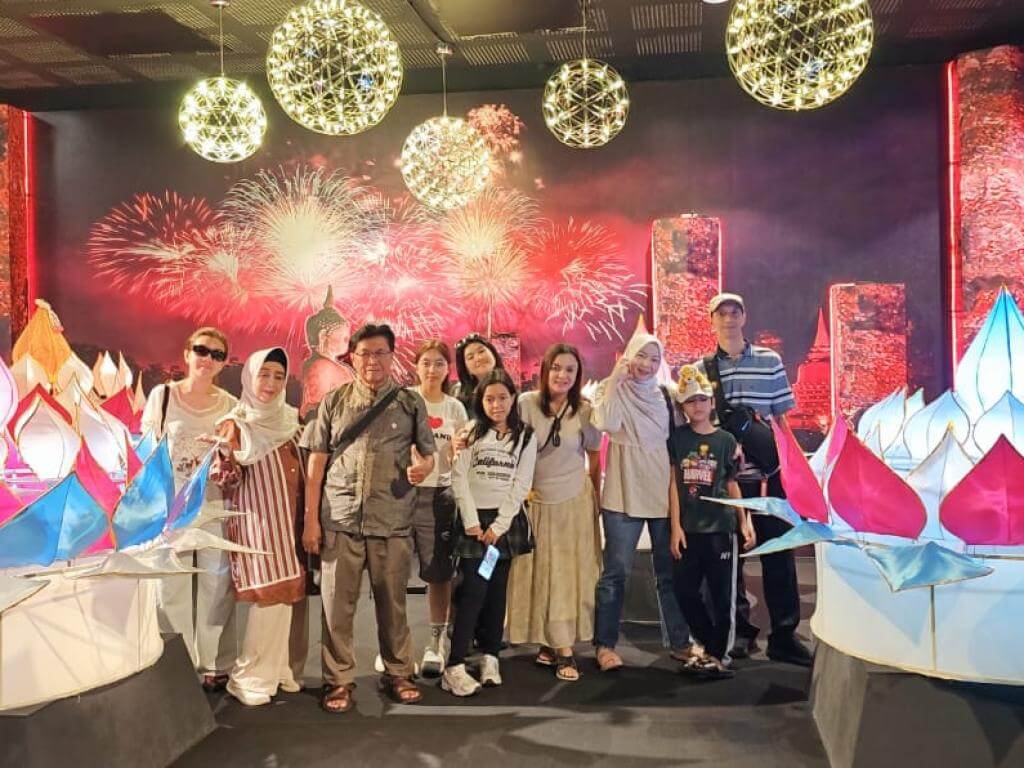 Lighting Art Museum & Balloon Thailand