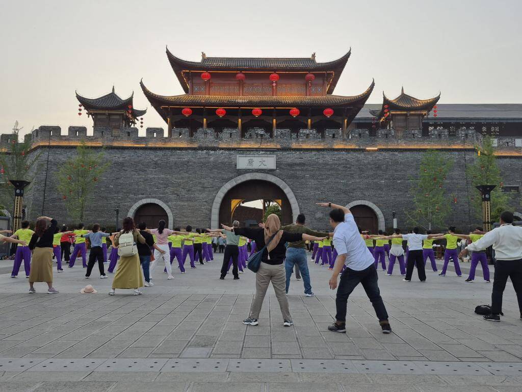 ZHANGJIAJIE FENGHUANG CHONGQING 06-14 APRIL 2025