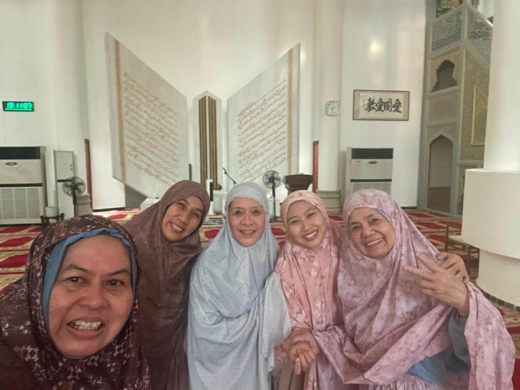 Zhangjiajie Fenghuang Chongqing 29 Juni 2025