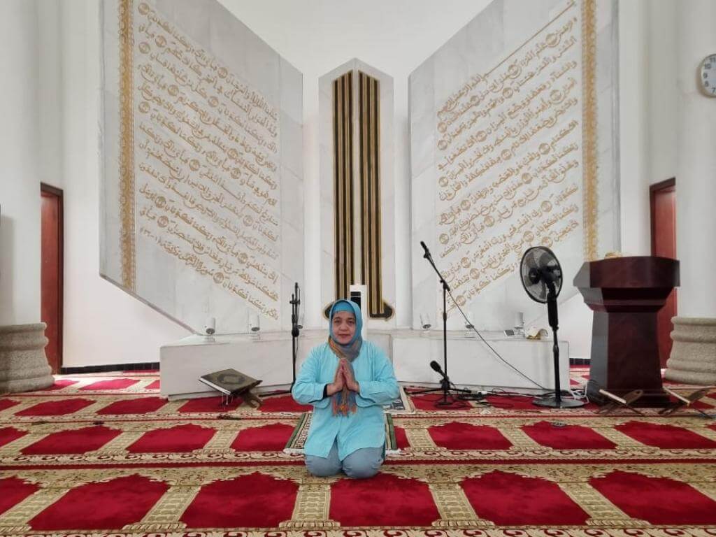 zhangjiajie fenghuang chongqing muslimtravel.id 2025