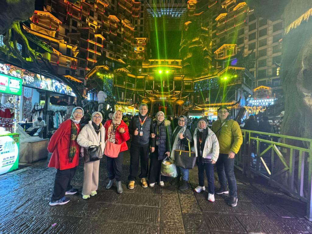 xinjiang muslimtravel.id november 2025