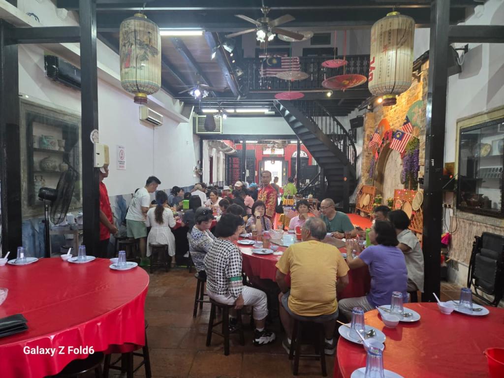 PRIVATE SINGAPORE - KUALA LUMPUR MUSLIMTRAVEL.ID