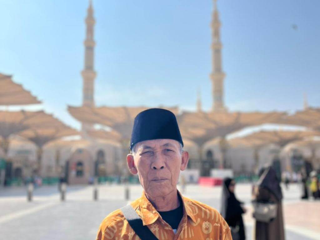 UMROH ZARA TOUR & TRAVEL