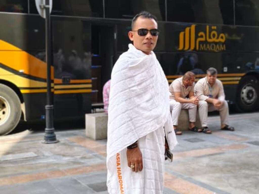 UMROH ZARA TOUR & TRAVEL