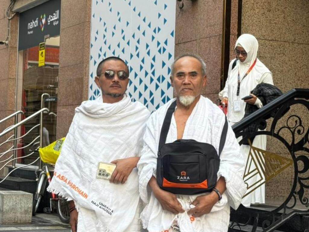 UMROH ZARA TOUR & TRAVEL