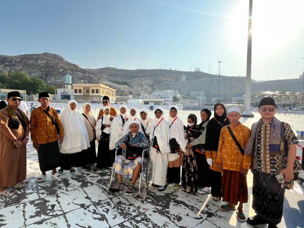 UMROH ZARA TOUR & TRAVEL