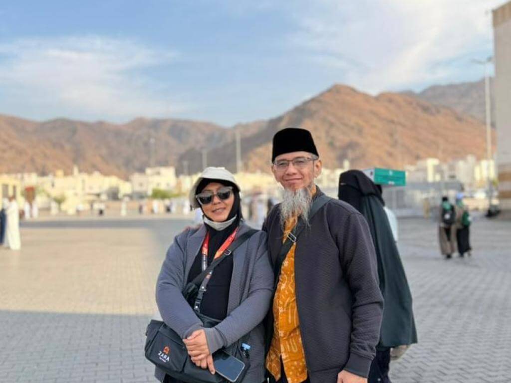 UMROH ZARA TOUR & TRAVEL