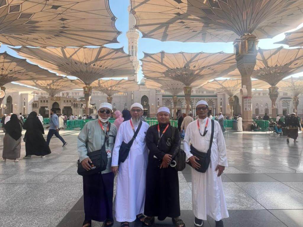 UMROH ZARA TOUR & TRAVEL