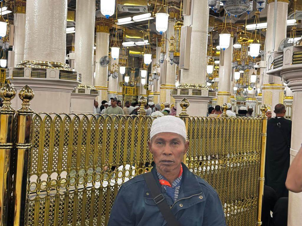 UMROH ZARA TOUR & TRAVEL