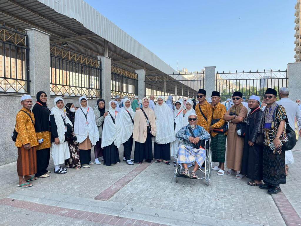 UMROH ZARA TOUR & TRAVEL