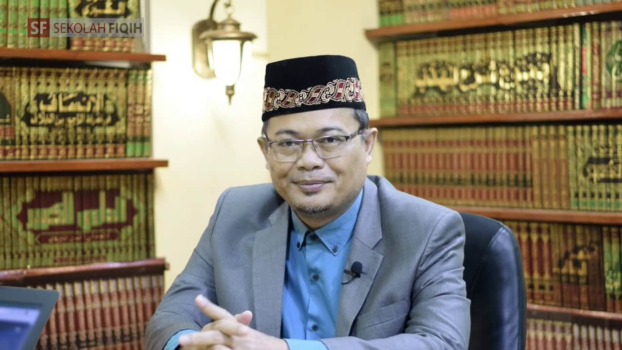 ahmad sarwat.jpg