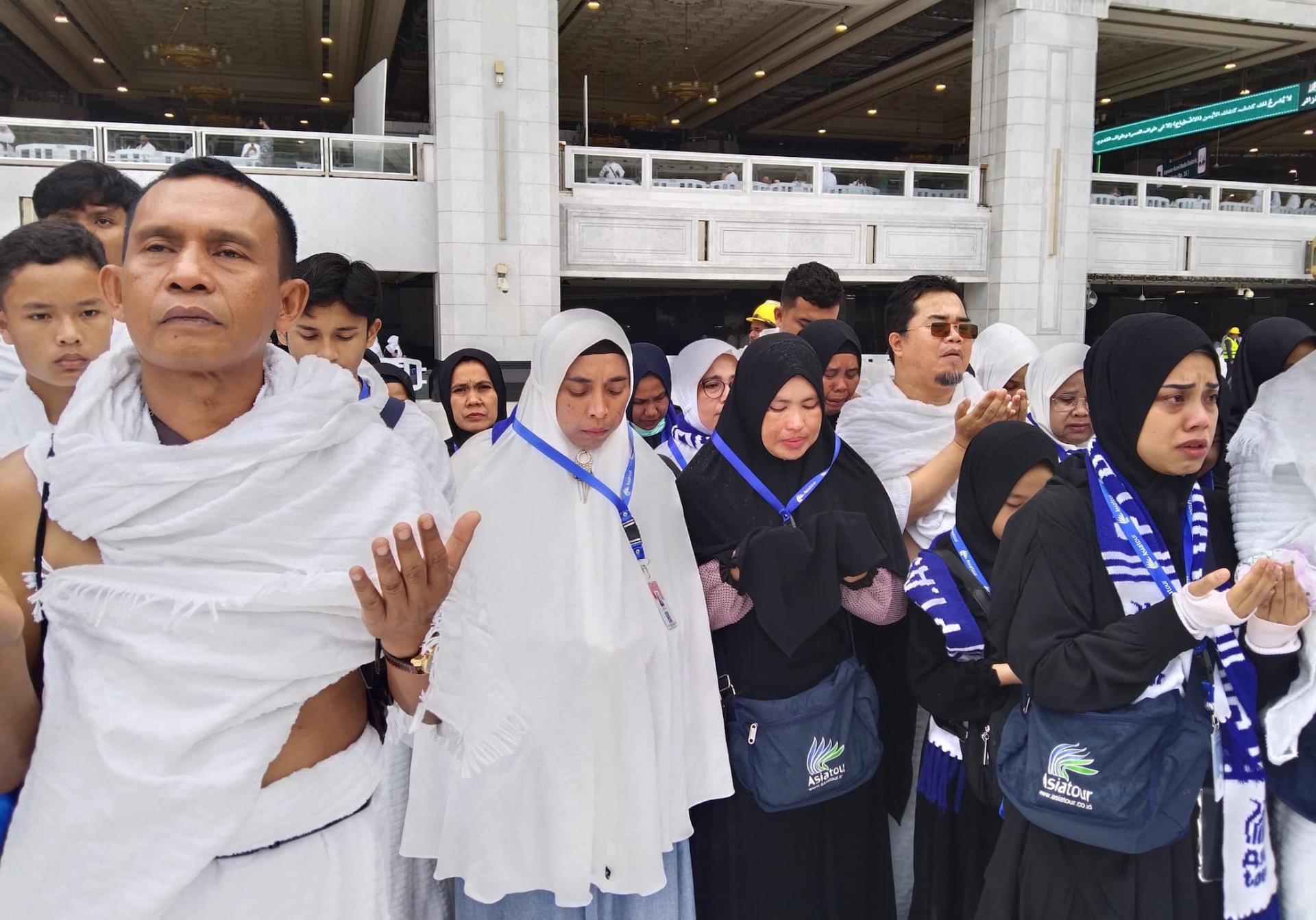 perjalanan-umroh-kemana-saja-asiatour.jpg