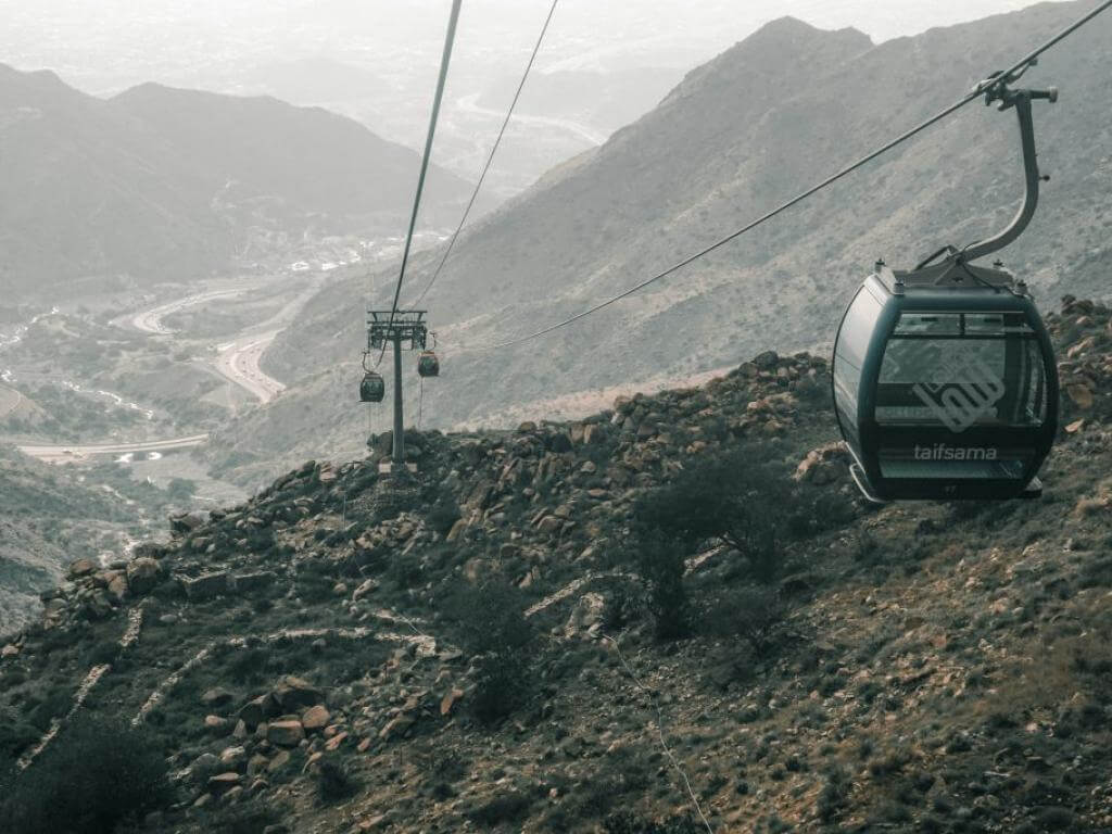 Kawasan Pegenungan & Kereta Gantung Al Hada