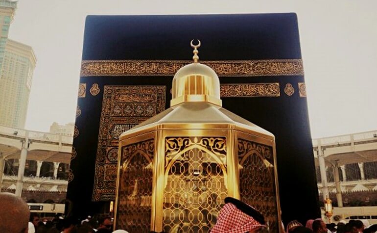 Mengungkap Keistimewaan Maqam Ibrahim.jpg