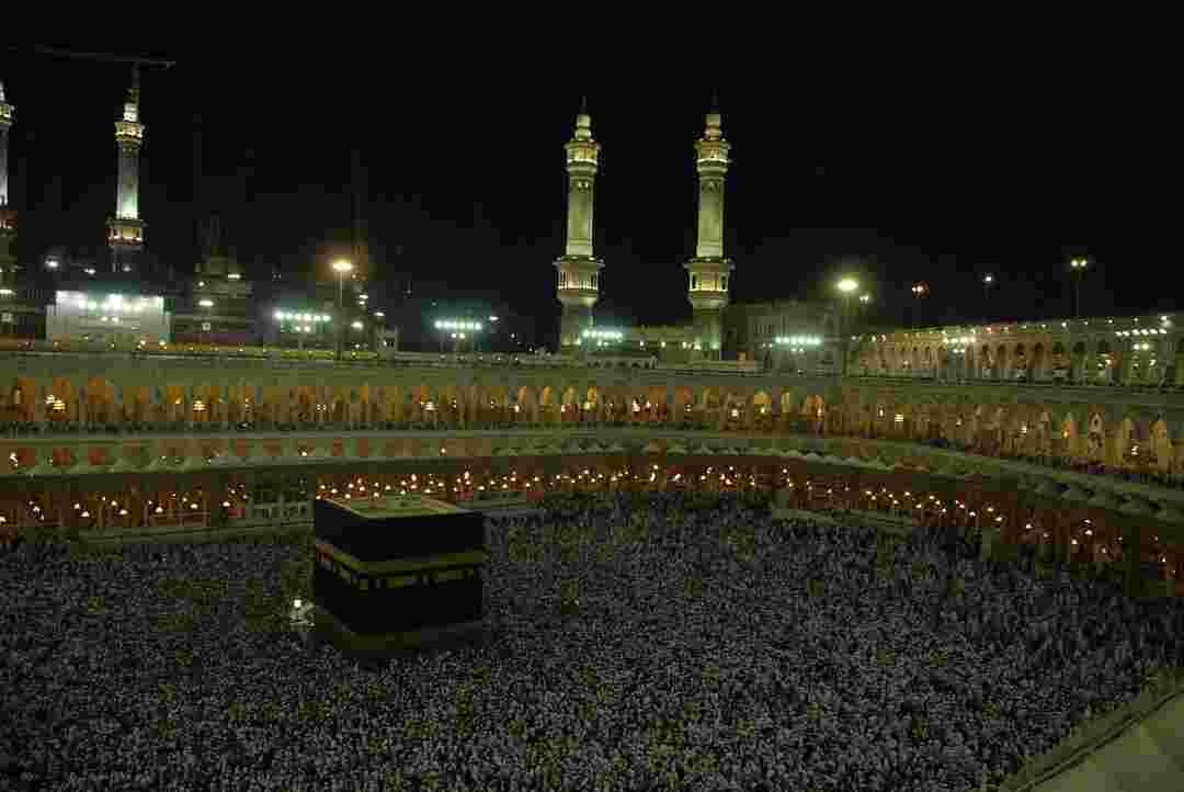 Pengertian Haji Furoda, Biaya, dan Kelebihannya.jpg