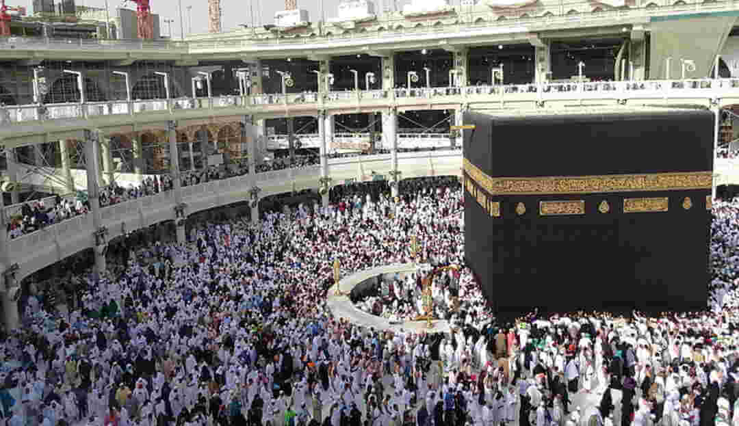 3 Bulan Haji Menurut QS Al-Baqarah Ayat 197.jpg