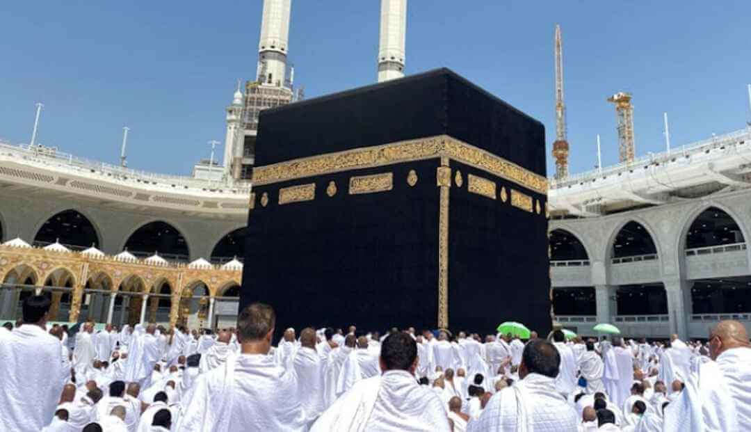 Wajib Tahu, Inilah Regulasi dan Risiko Umroh Backpacker.jpg