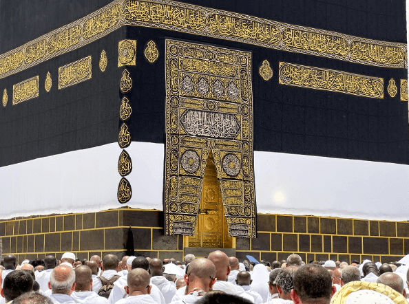 Tips Menabung untuk Biaya Haji dan Umroh Sejak Dini.png