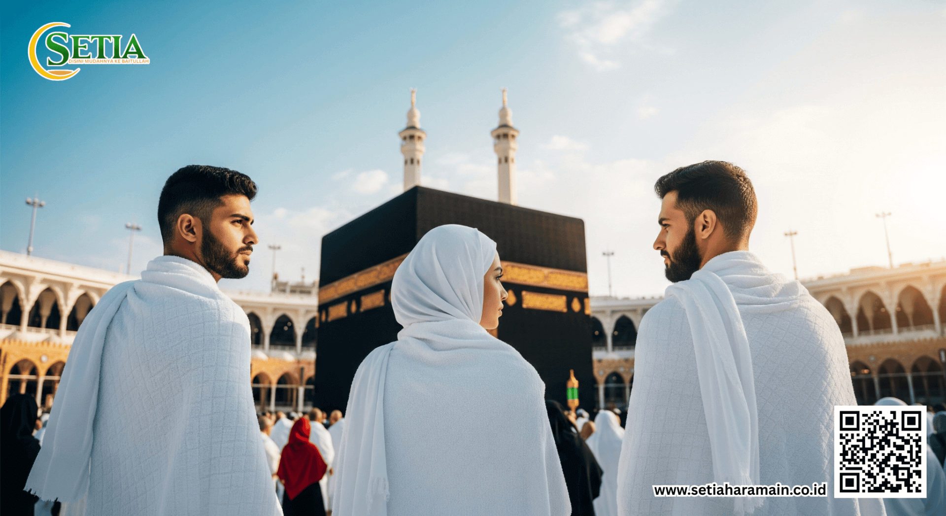 ilustrasi gambar seorang muslim sedang di hadapan kabah (2).png