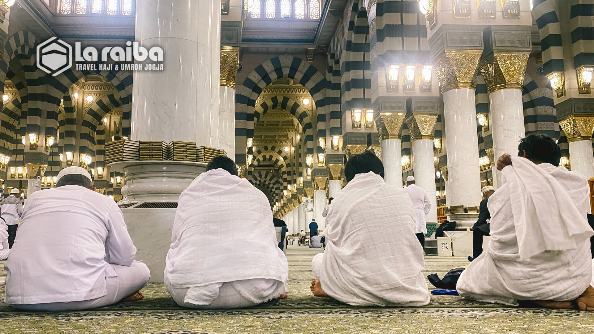 12 Larangan Ihram Haji dan Umrah yang Wajib Diketahui Beserta Cara Menebusnya.jpg