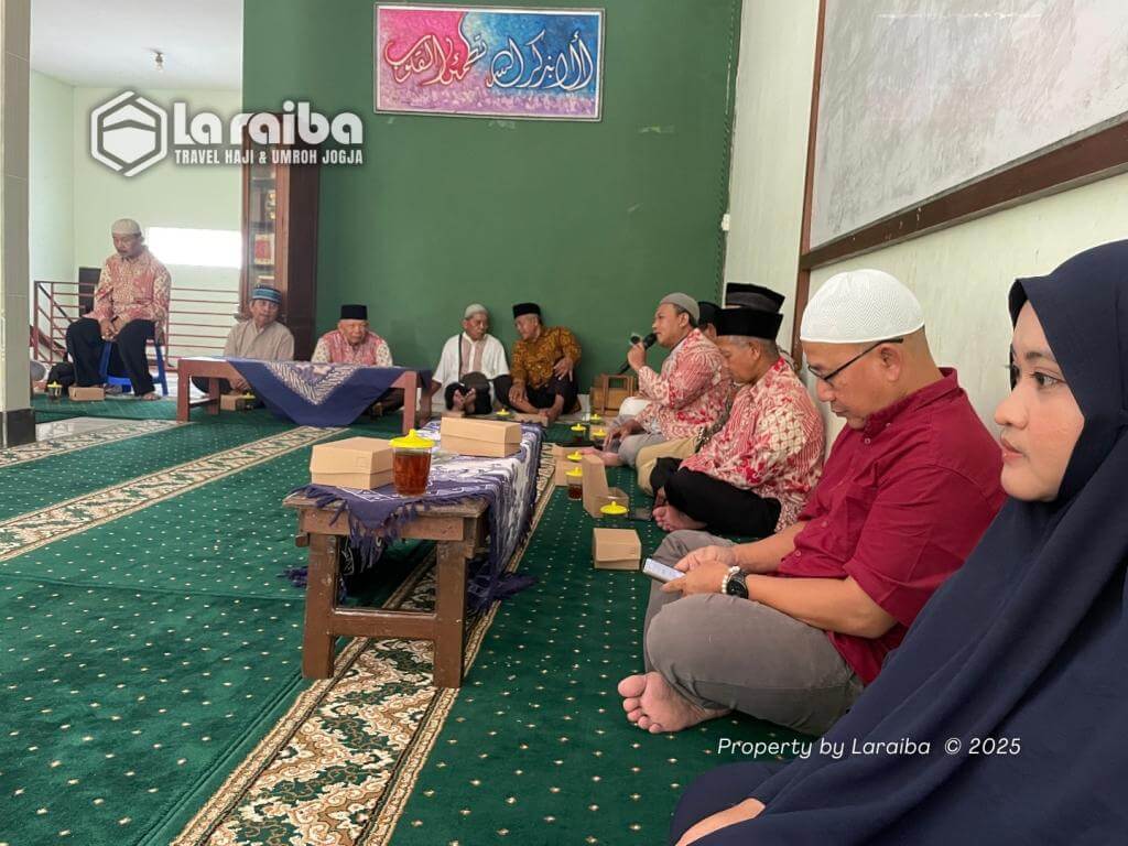 Pengajian Temu Kangen Jamaah Umroh Laraiba