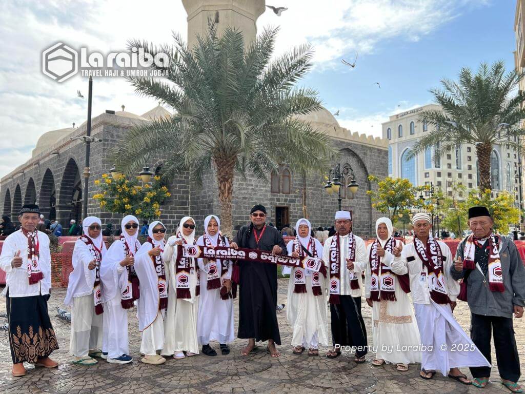 City tour jamaah Umroh Laraiba ke tempat bersejarah di Madinah dan Makkah.