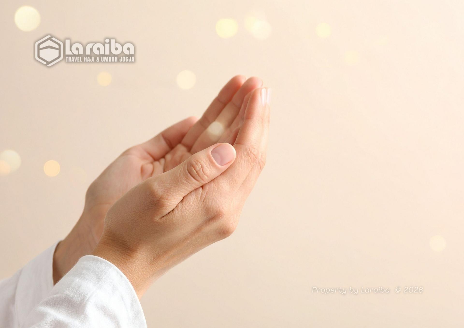 Refleksi akhir tahun 2025 menjadi momentum muhasabah bagi umat Islam. Simak makna doa akhir tahun dan awal tahun Masehi sebagai sarana introspeksi, istighfar, dan harapan kebaikan di masa de