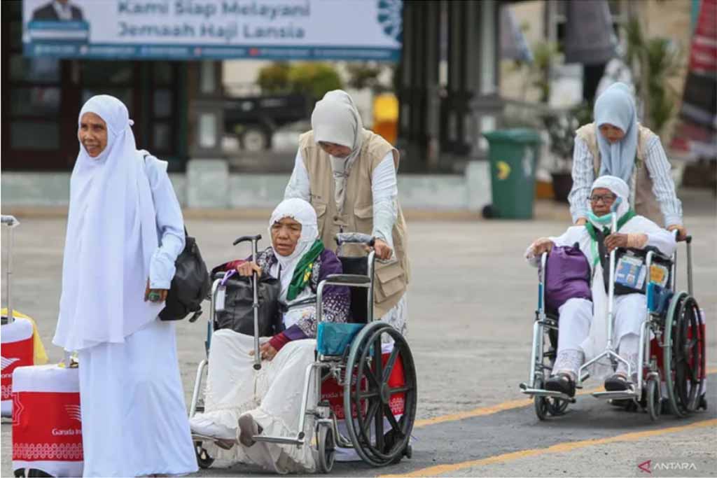 web jemaah pulang haji.jpg