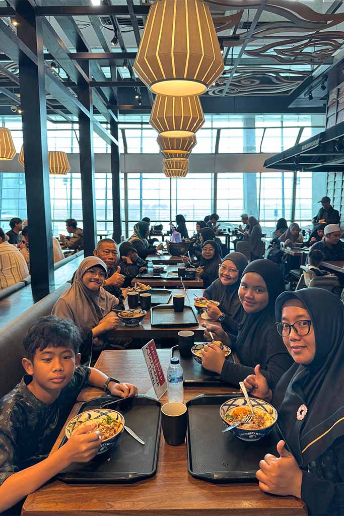 umroh plus dubai 1.jpg