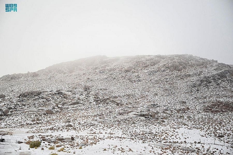 snow-in-saudi-arabia-5.jpg