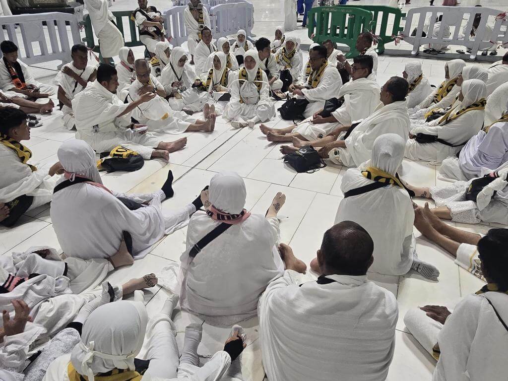 Keberangkatan 4 april 2025