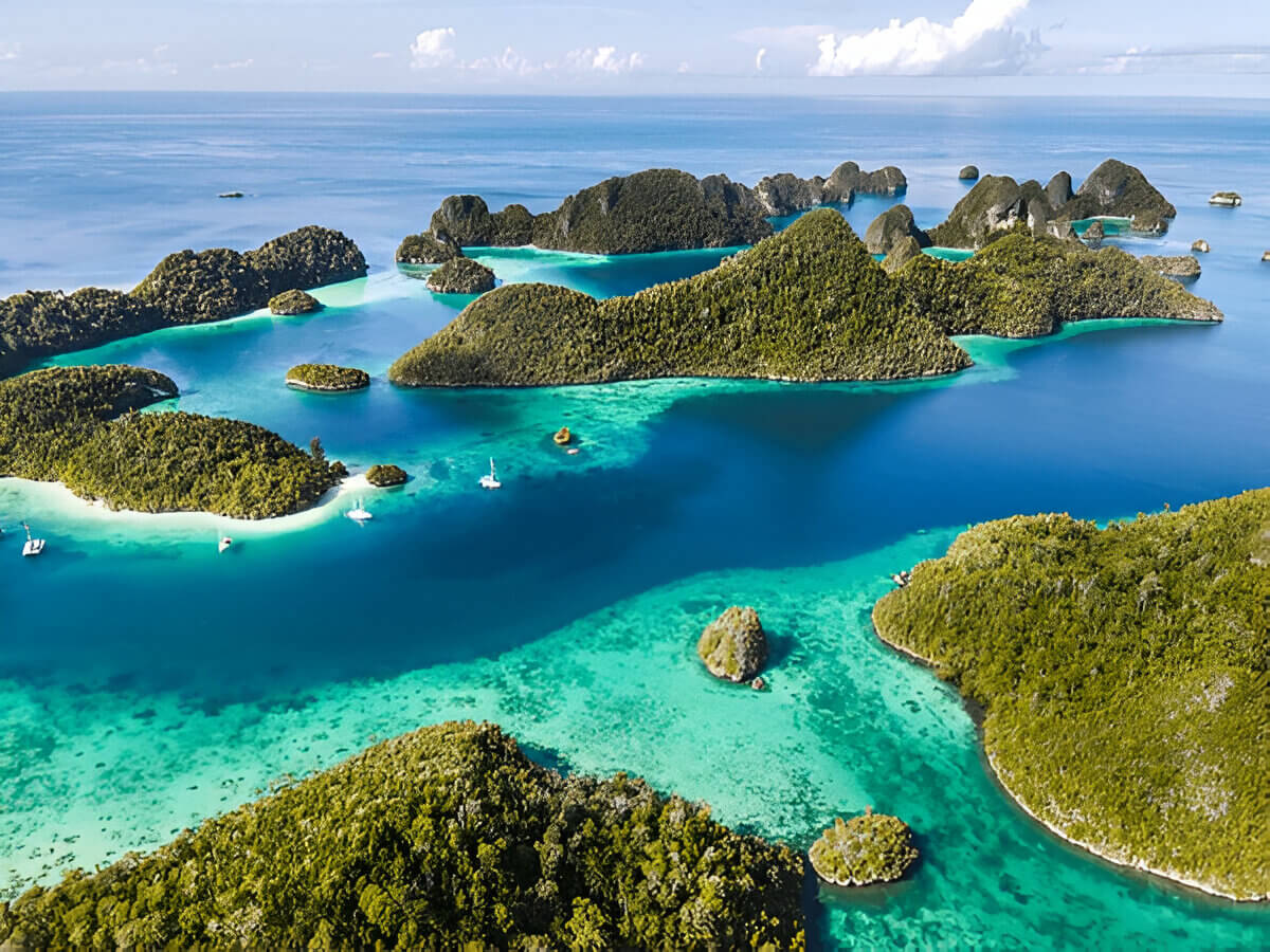 Raja Ampat, Papua Barat.jpg