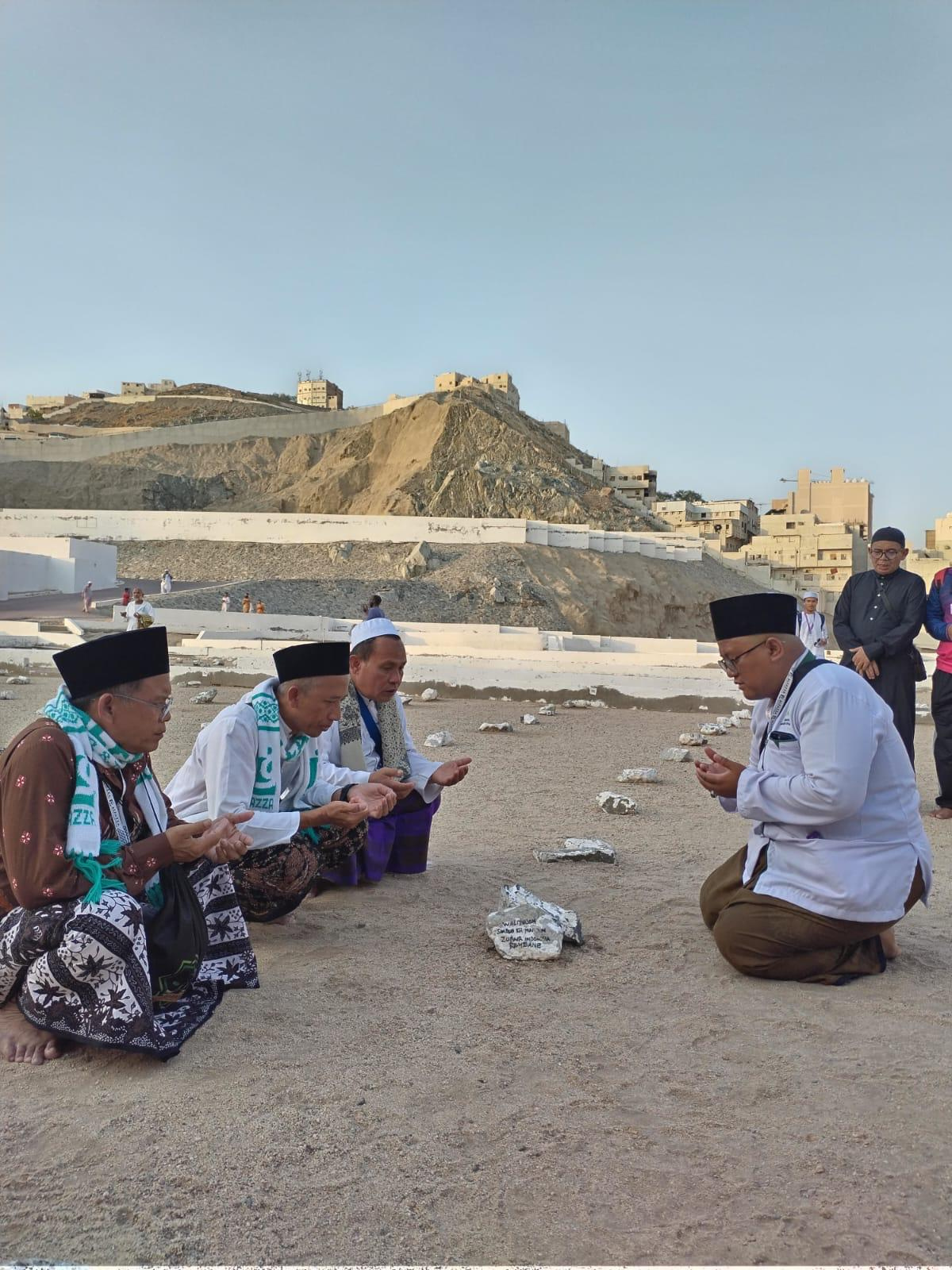 alfazzanabawitour.com