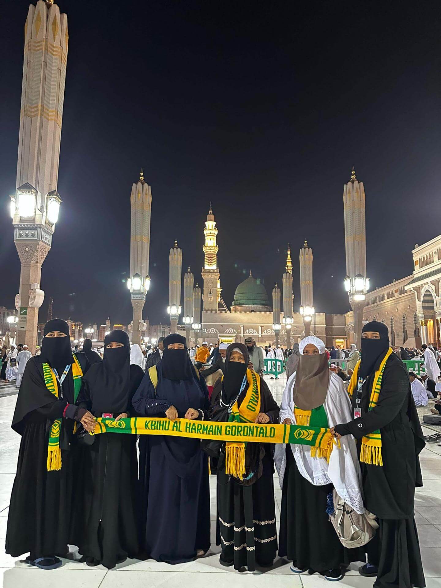 alharmaintourtravel.com