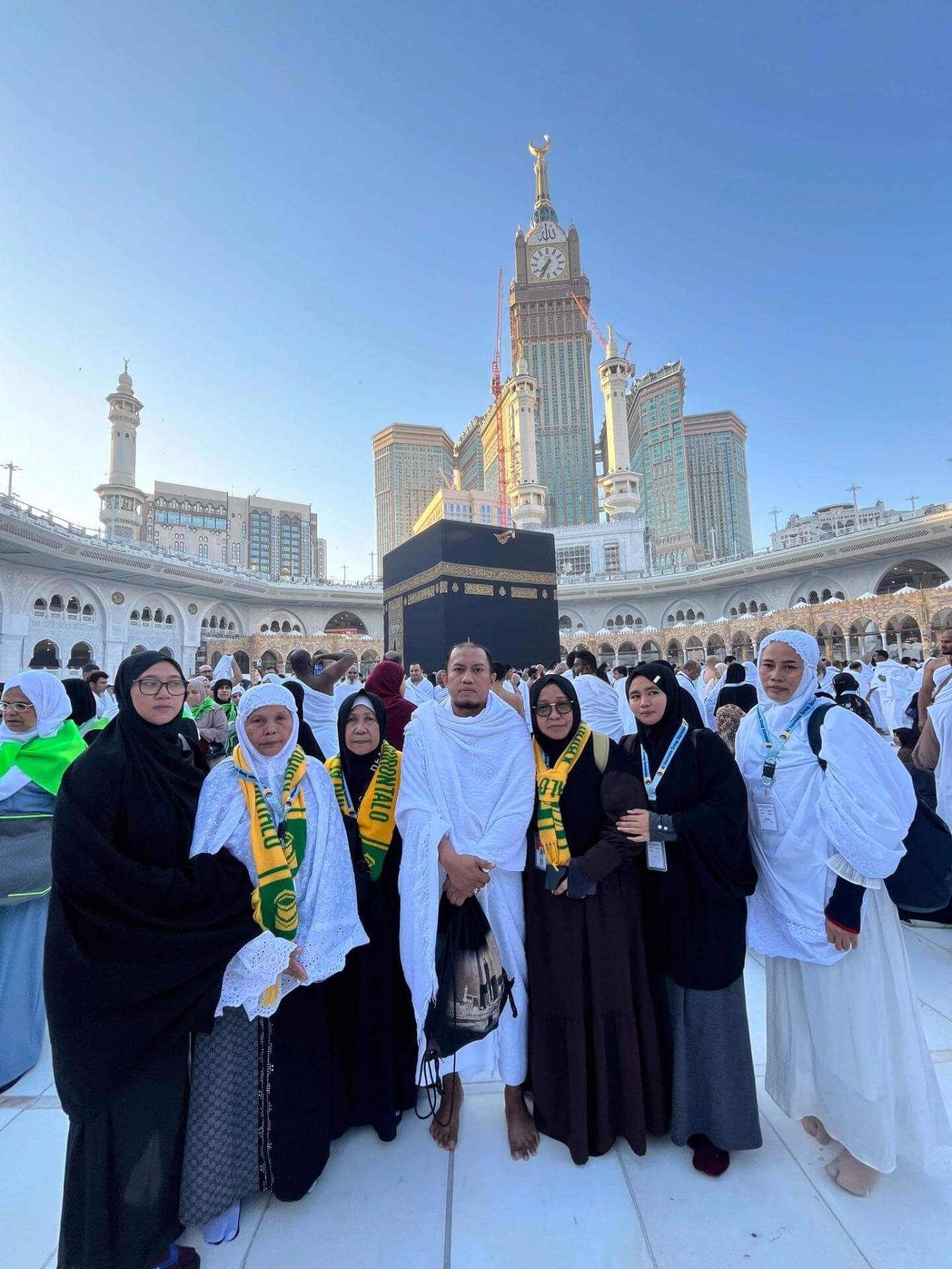 alharmaintourtravel.com