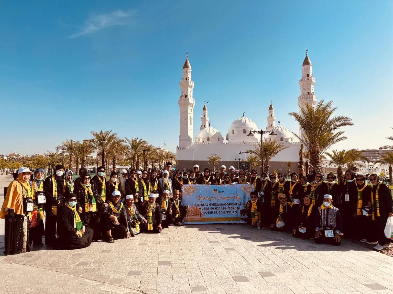 alharmaintourtravel.com